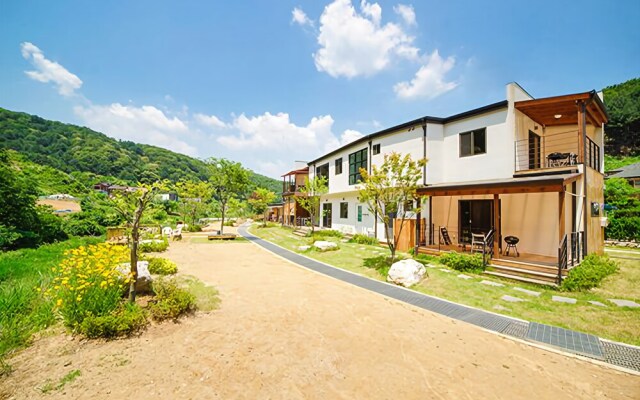 Yangpyeong Gio Pension