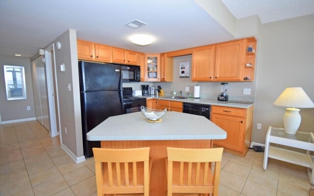 Irene 506 2 Bedroom Condo by RedAwning