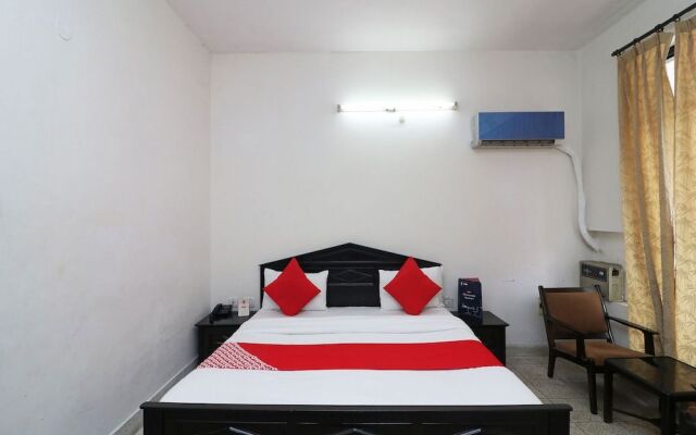 OYO 26825 Corbett Inn