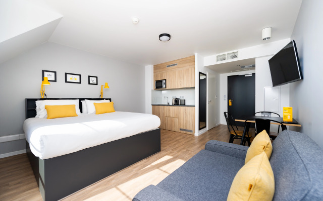 Staycity Aparthotels, Near Disneyland® Paris