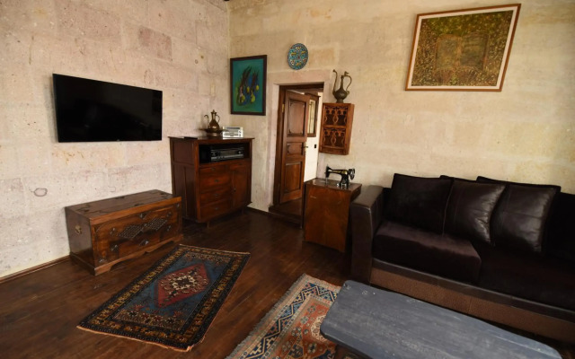 Canela Cave Hotel