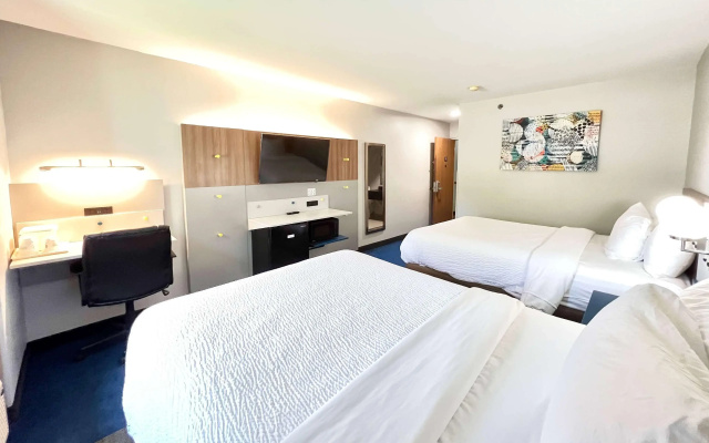 Microtel Inn by Wyndham Janesville