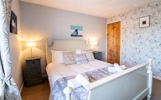 Seaside Snug – 2 bedroom home