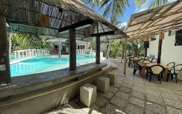 Pili Beach Resort Agmanic