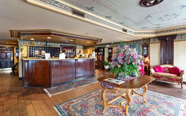 Boardwalk Plaza Hotel