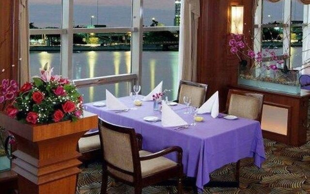 Gladden Hotel Shilong