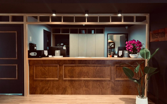 Woodroffe Hotel