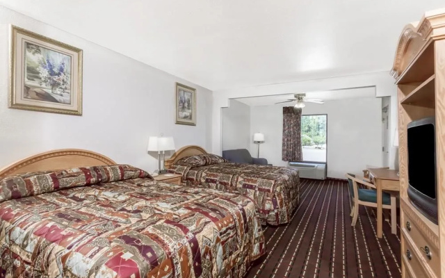 Days Inn Suffolk