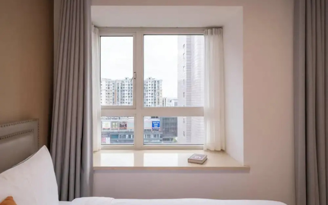 Tyms Changning Spacious 3BR 2BA APT