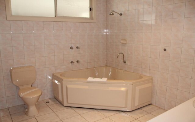 Hume Villa Motor Inn