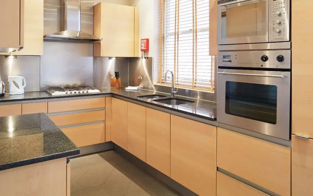 City Marque Tower Hill Serviced Apartments