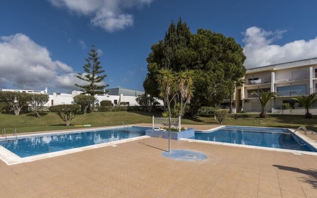 Fish House Flat With Pool
