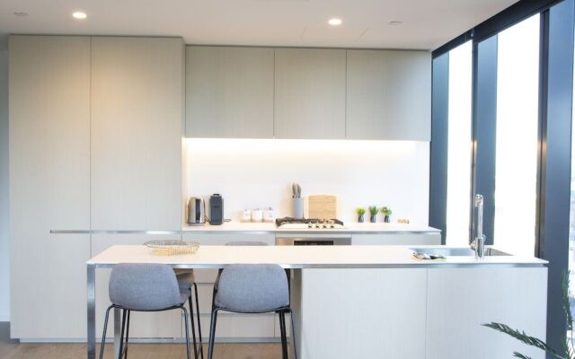 BHB Apartment in the Clouds