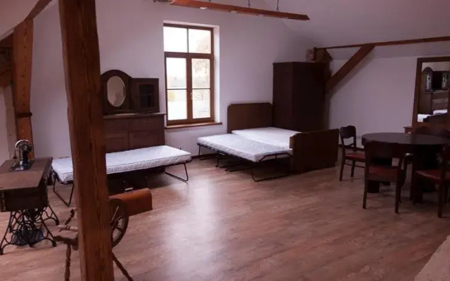 Plostkroga muiža