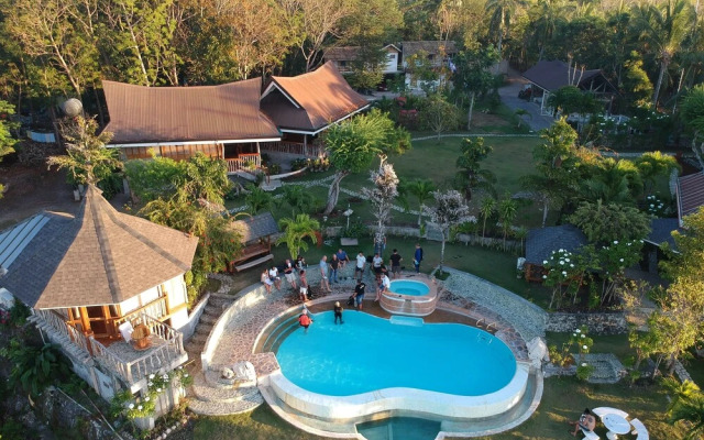 Cangdoki Resort and DIve Camp