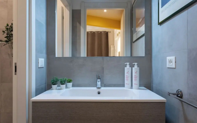 Porta Susa Studio Apartment by Wonderful Italy