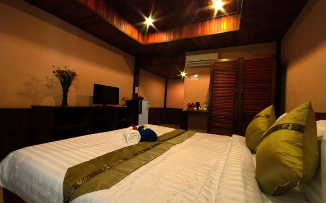 Sangsawan Palace Khaolak Resort