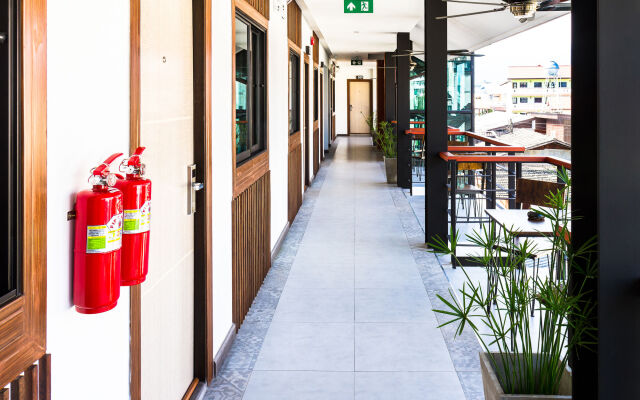 De Nara Hotel (SHA Extra Plus)