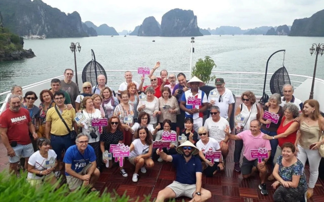 Dragon Bay Cruises