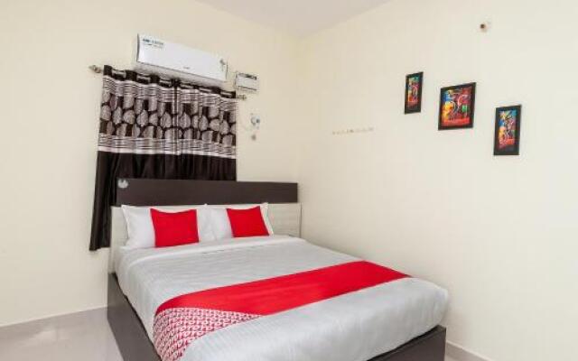 OYO 28658 The Swarg Residence