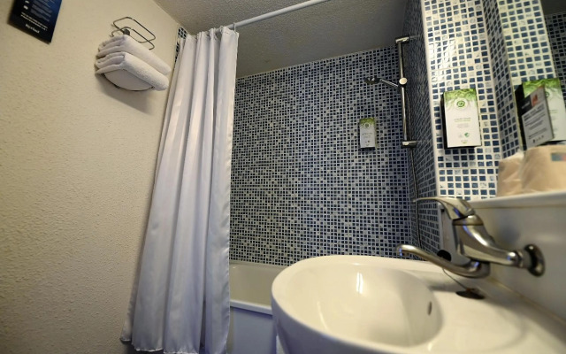 Kyriad Tarbes Odos