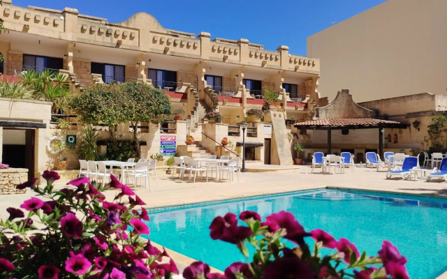 Cornucopia Hotel