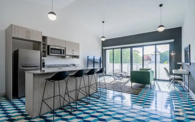 w Amazing 2BR in Santa Ana