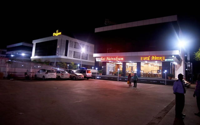 Hotel G-Square
