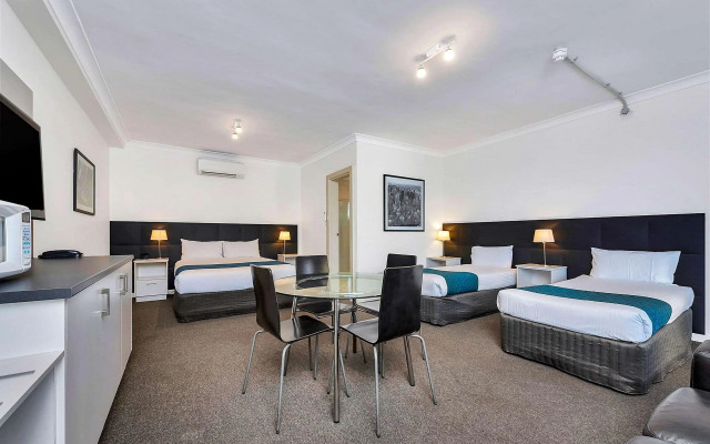 Comfort Inn & Suites Manhattan