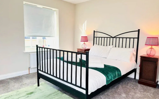 25A Moonstone House in Thetford