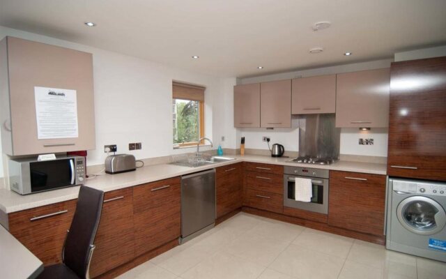 Southampton Serviced Apartment