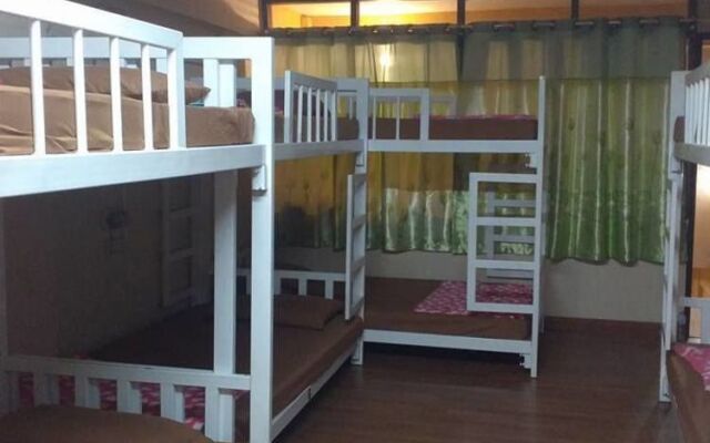 The Living Place 2 - Hostel