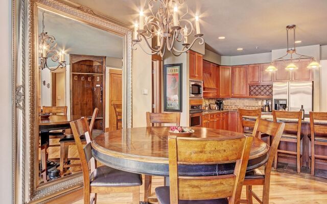 3044 Lone Eagle 2 Bedroom Condo by RedAwning