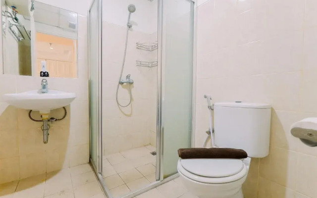 Homey And Big Studio Apartment At The Wave Kuningan