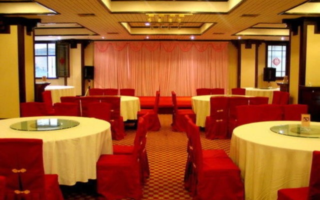 Le Garden Hotel