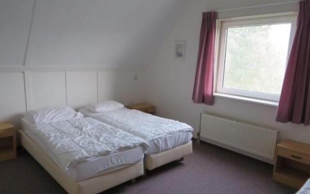 Holiday home Bungalowpark De Vlietlanden 1