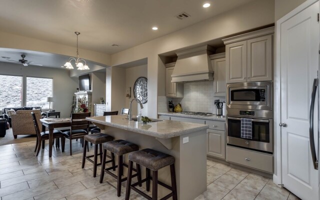 Golfers Dream 4 Bedroom Apts by Redawning