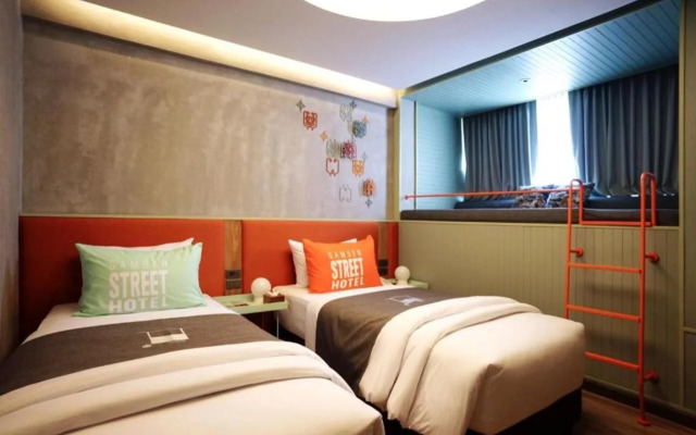 Samsen Street Hotel