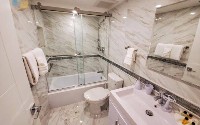 Alexander 1103 4 Bedroom Apts by RedAwning