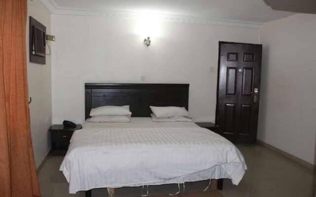 Michelle Suites