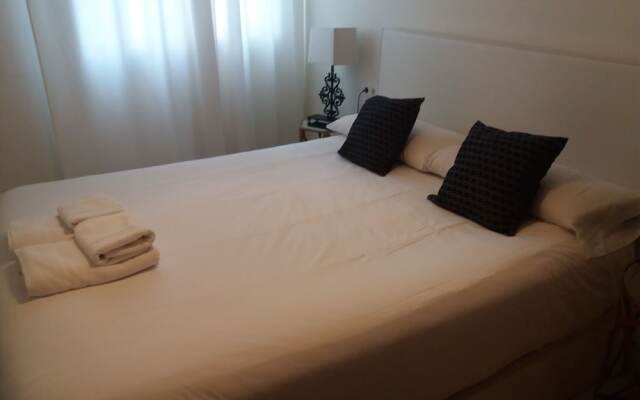 Domopolitan Alcazabilla 15