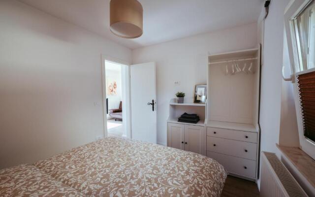 Apartment Oddih with terrace and private SAUNA