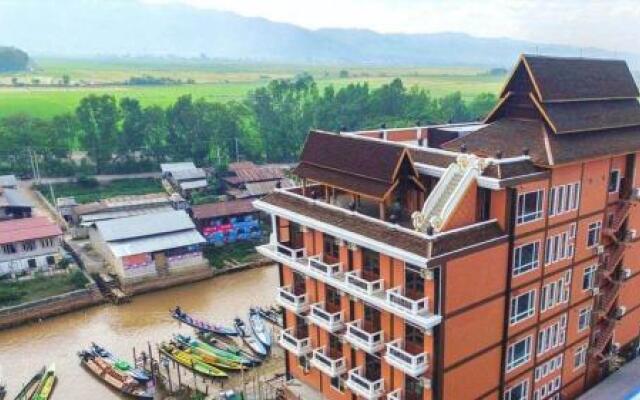 Thousand Island Hotel Inle