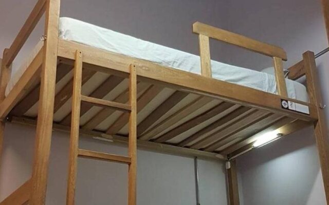 Purple Monkey Hostel