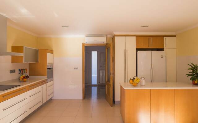 071 Villa Alqueries