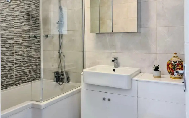 Paddington Luxury Apartment