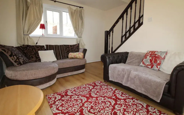 26 Merthyr Road