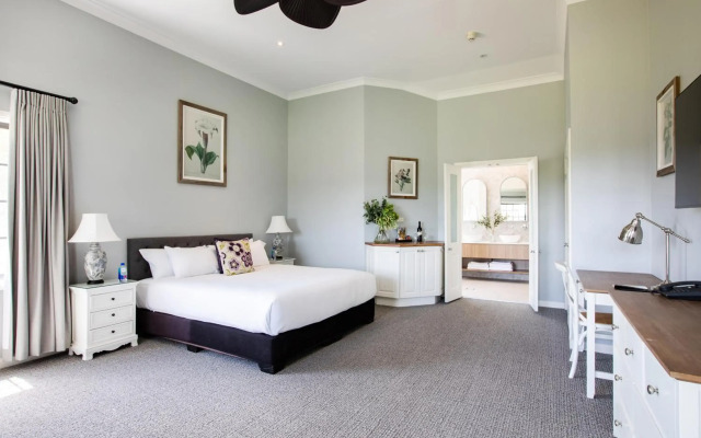Camden Valley Inn
