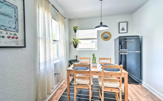 Family-friendly Clearwater Home w/ Game Room!
