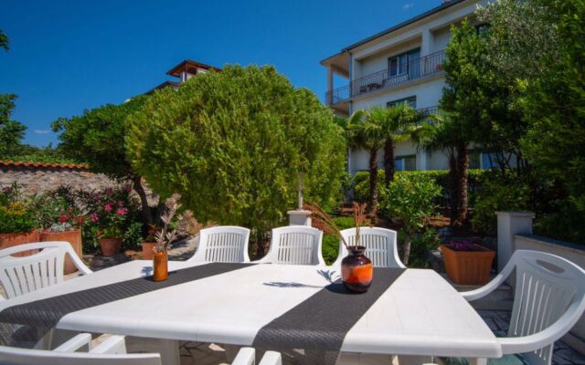 House Nera St.Georges-de-Montclard